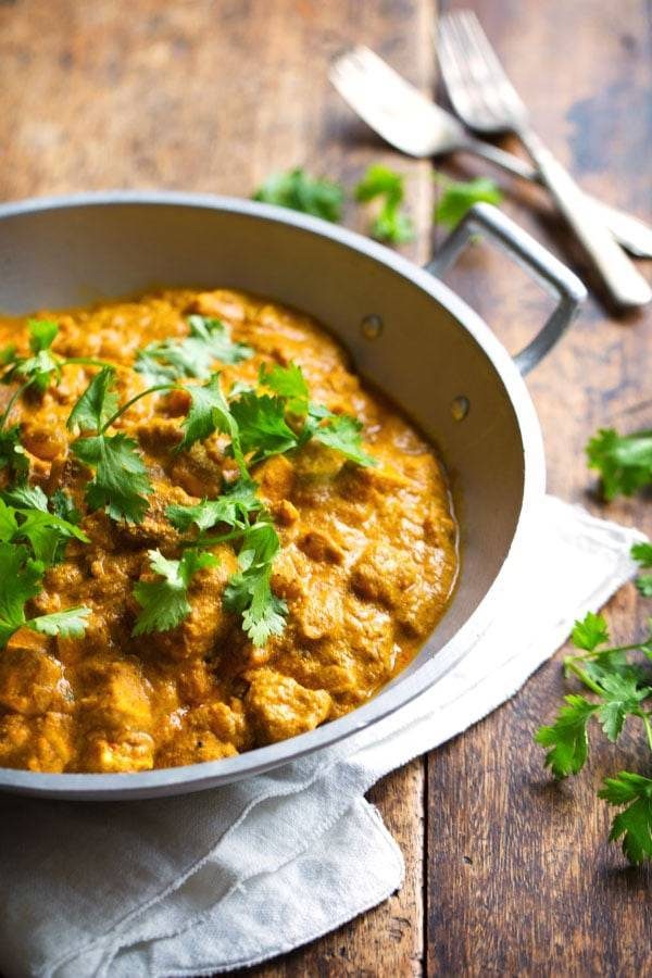 Chicken Shahi Korma in a skillet.
