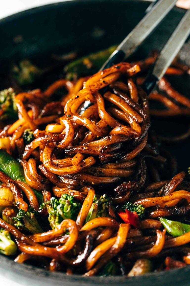 Stir-fried udon noodles.
